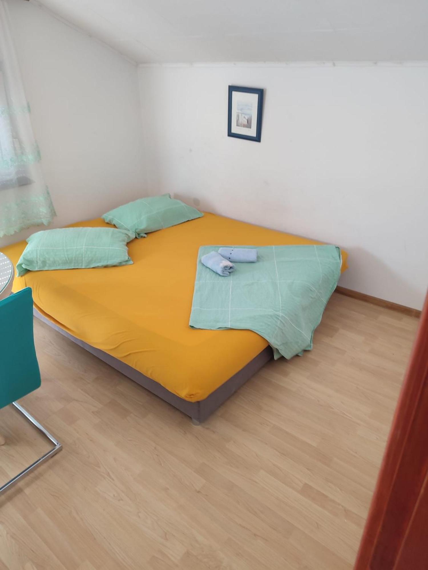 Apartments Paric Vir Exterior photo